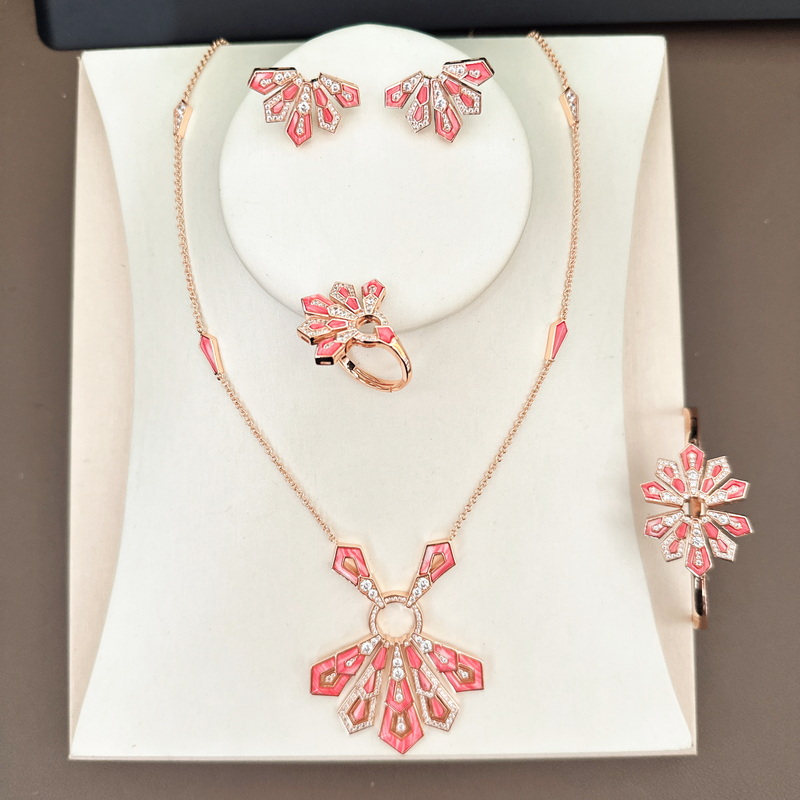 Designer Collection Style Ring - Vintage Collectible Jewelry บทวิจารณ์และราคา