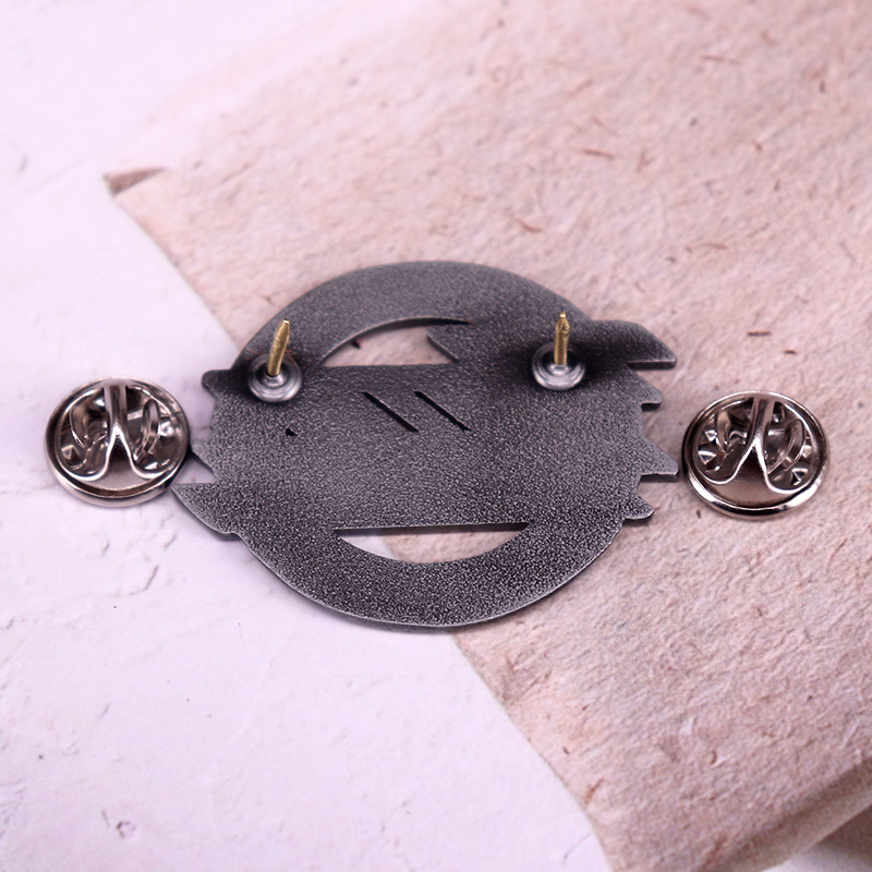 Rock Band Enamel Pin Vintage M - Collectible Vintage Brooches บทวิจารณ์และราคา