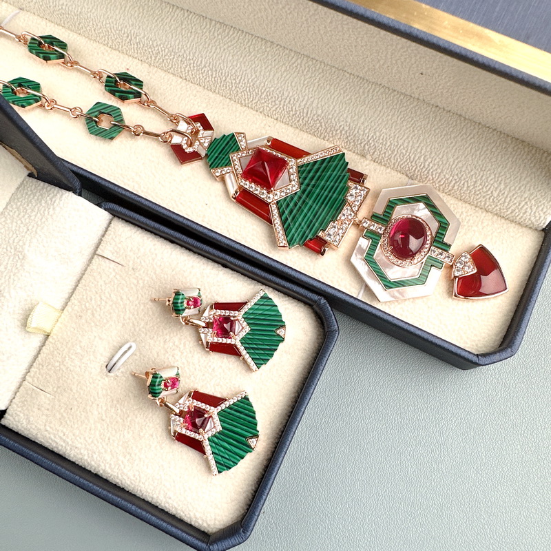 Custom Designer Collection Rin - Vintage Collectible Jewelry บทวิจารณ์และราคา