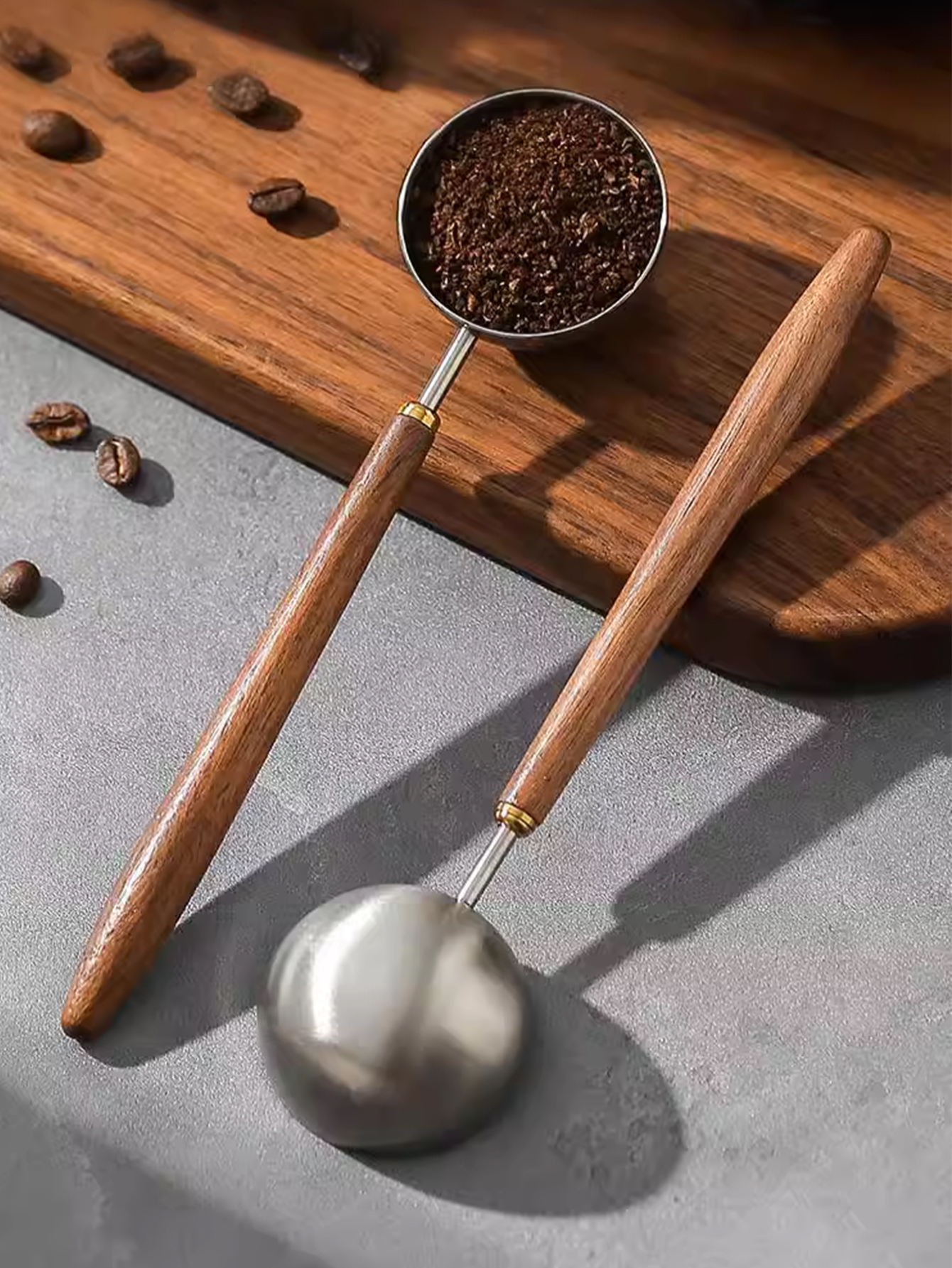 Coffee Spoon - Vintage Walnut  - Vintage Collectible Spoons บทวิจารณ์และราคา