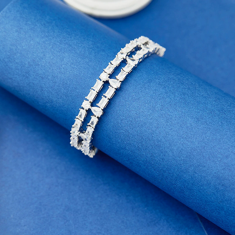 Designer Collection Bracelet N - Vintage Collectible Jewelry บทวิจารณ์และราคา