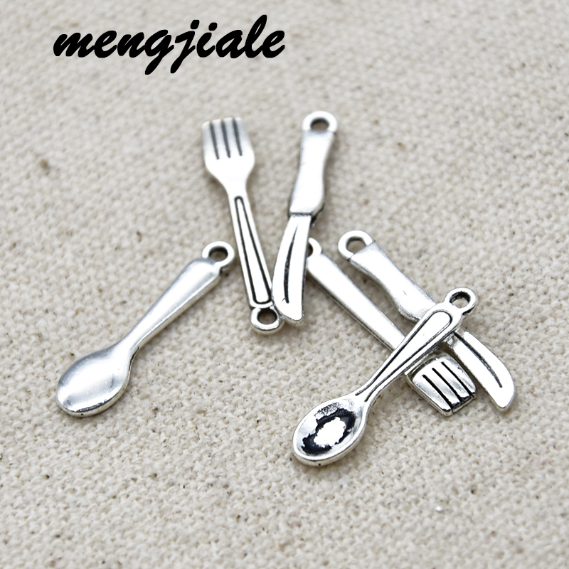 30pcs Antique Silver Cutlery C - Vintage Collectible Spoons บทวิจารณ์และราคา