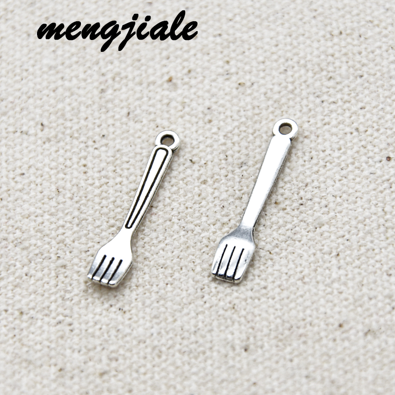30pcs Antique Silver Cutlery C - Vintage Collectible Spoons บทวิจารณ์และราคา