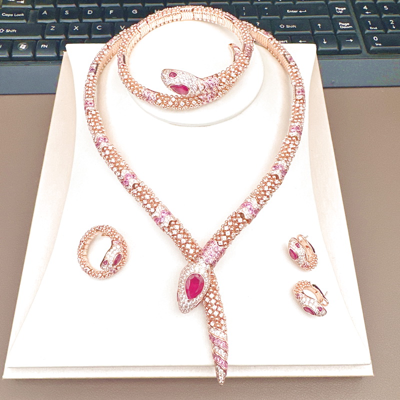 Designer Collection Necklace B - Vintage Collectible Jewelry บทวิจารณ์และราคา