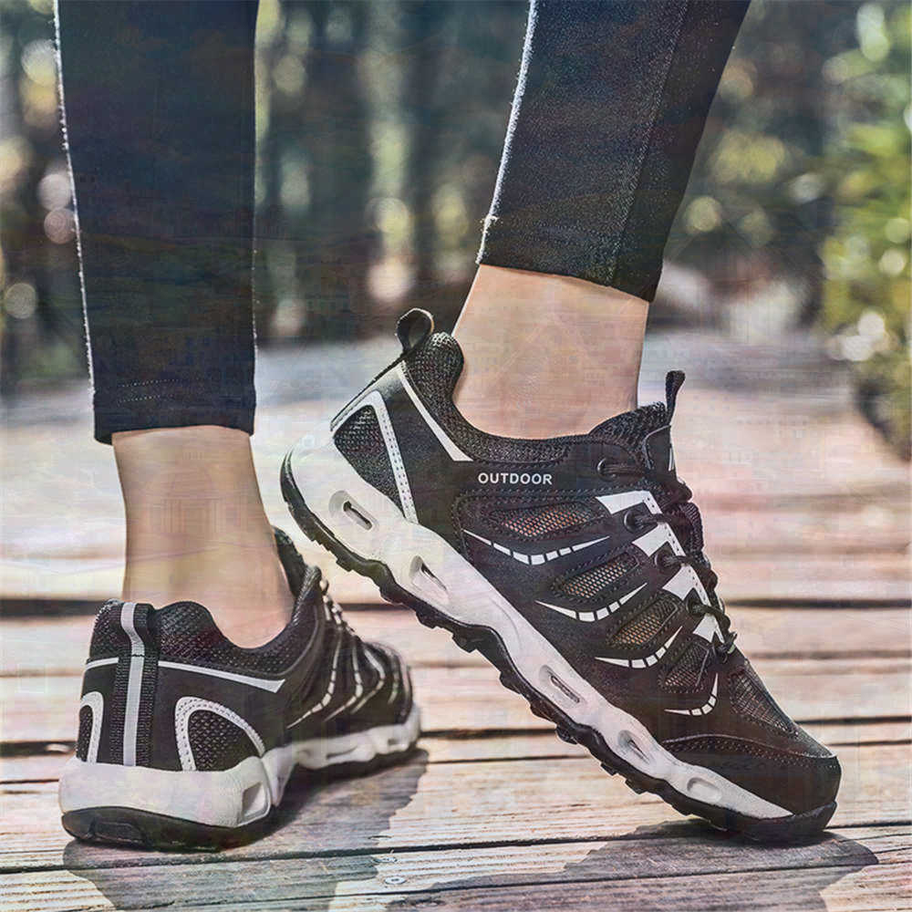 Sumer Round Tip Silver Sneaker - Vintage Collection Playset บทวิจารณ์และราคา