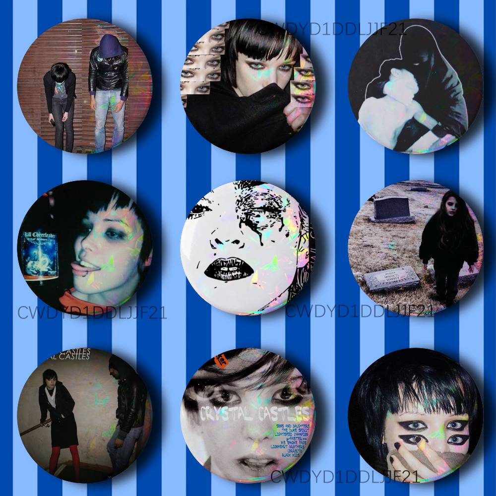 C-Crystal Castles Band Amnesty - Collectible Vintage Brooches บทวิจารณ์และราคา
