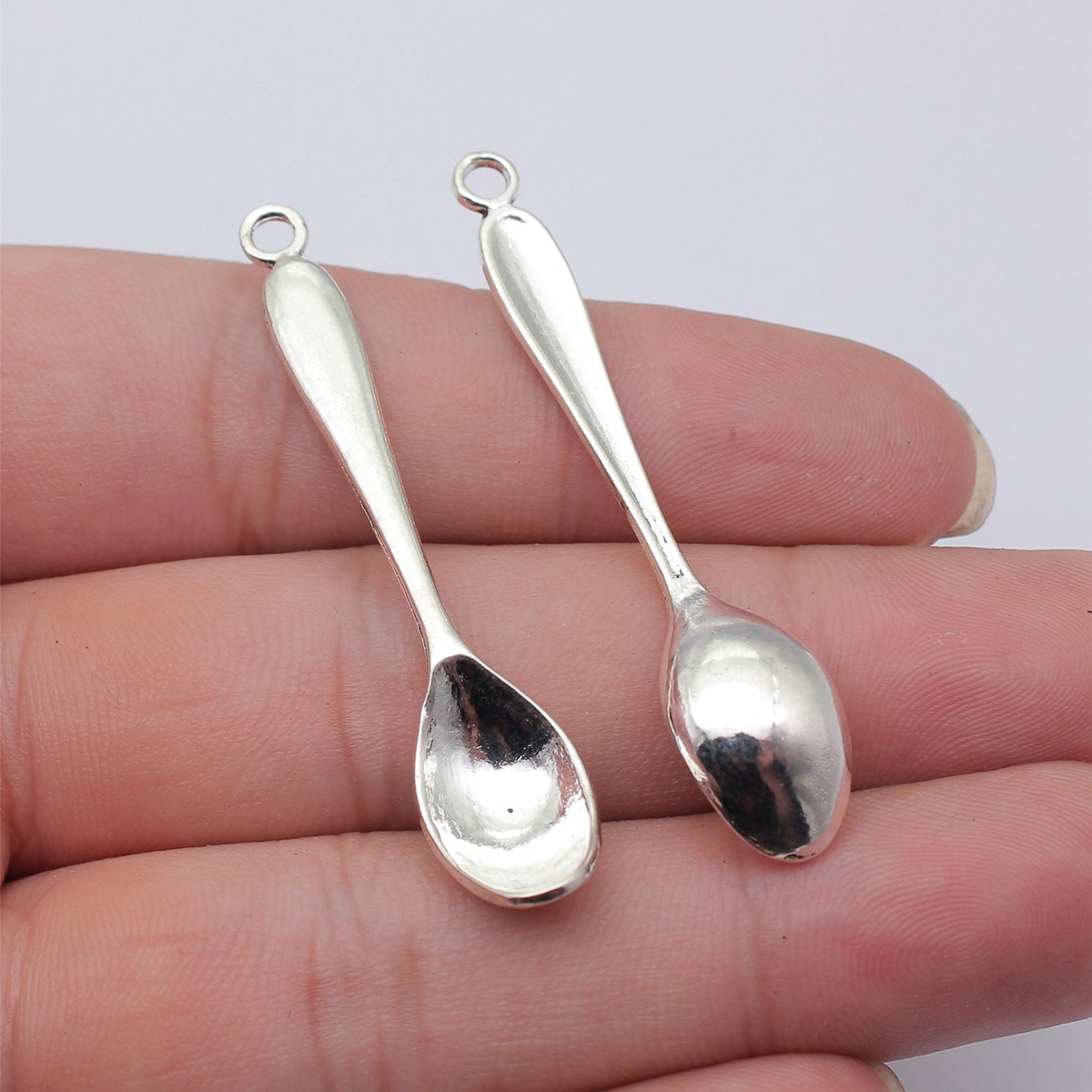WYSIWYG 10pcs 54x11mm 5 Colors - Vintage Collectible Spoons บทวิจารณ์และราคา