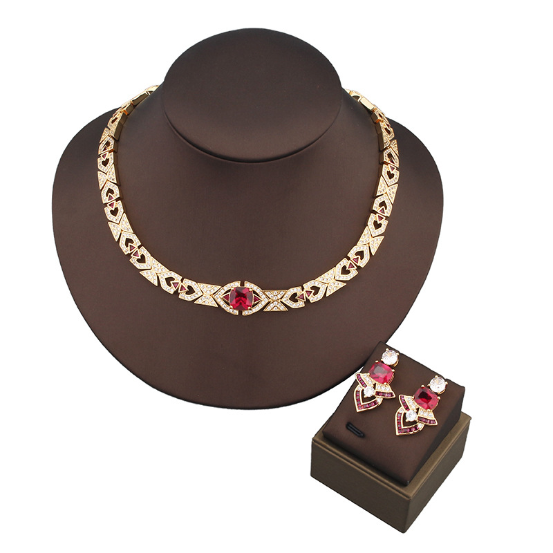 Designer Collection Style Stud - Vintage Collectible Jewelry บทวิจารณ์และราคา