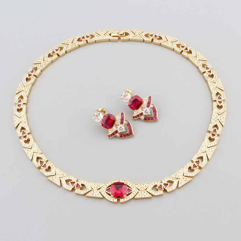 Designer Collection Style Stud - Vintage Collectible Jewelry บทวิจารณ์และราคา