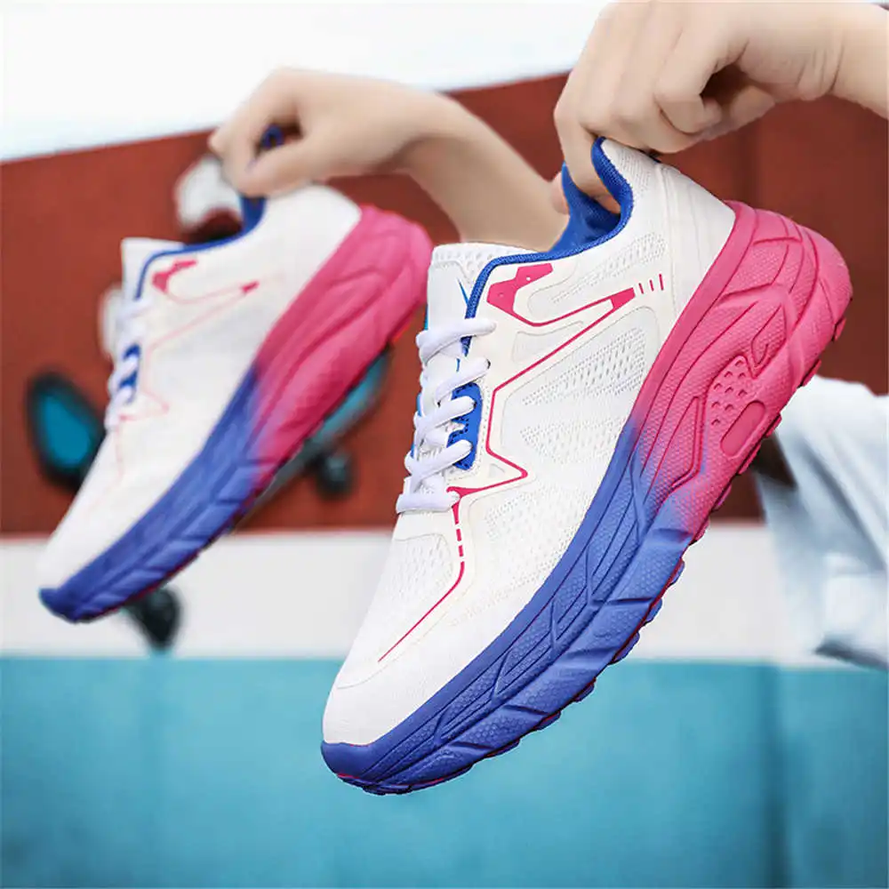 Does Not Slip Size 37 Shoes Si - Best Vintage Collectible Items บทวิจารณ์และราคา